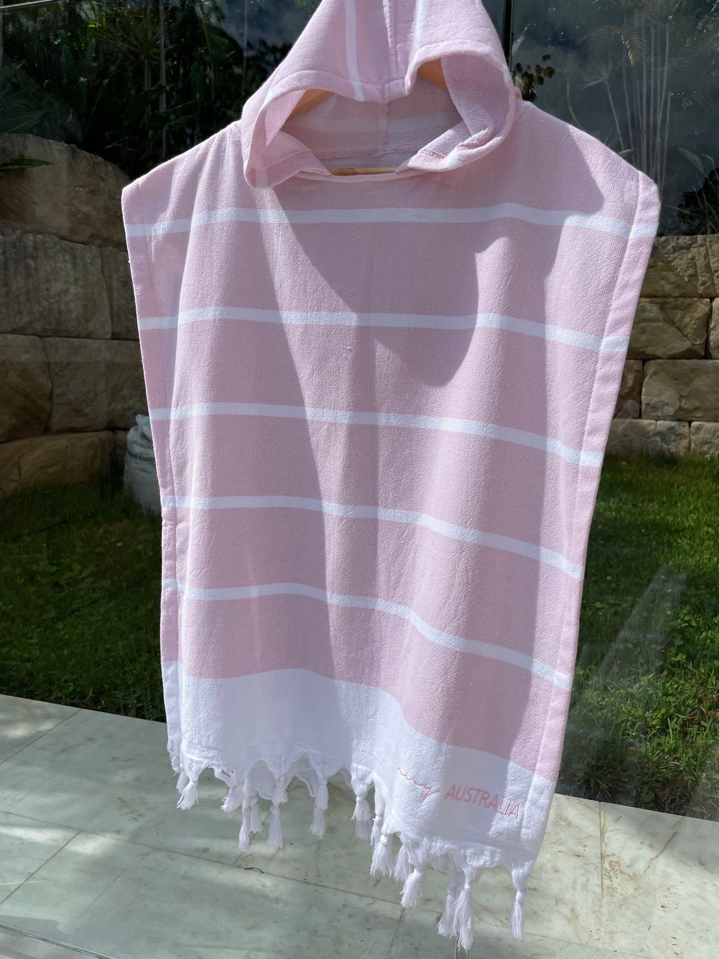 Hooded Poncho (Pink)